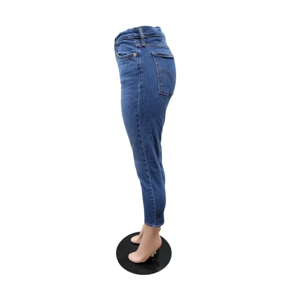 Levi's Wedgie Skinny Medium Wash Blue Jeans‎ Size 32
